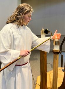 Altar Servers and Cross Bearers Ministry St. John the Baptist Catholic Church - Covington, WA